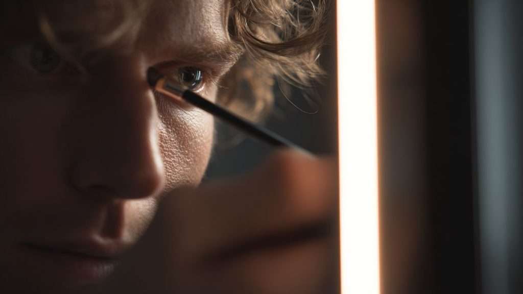 Changer miroir salle bain : Remplacer la LED sans casse